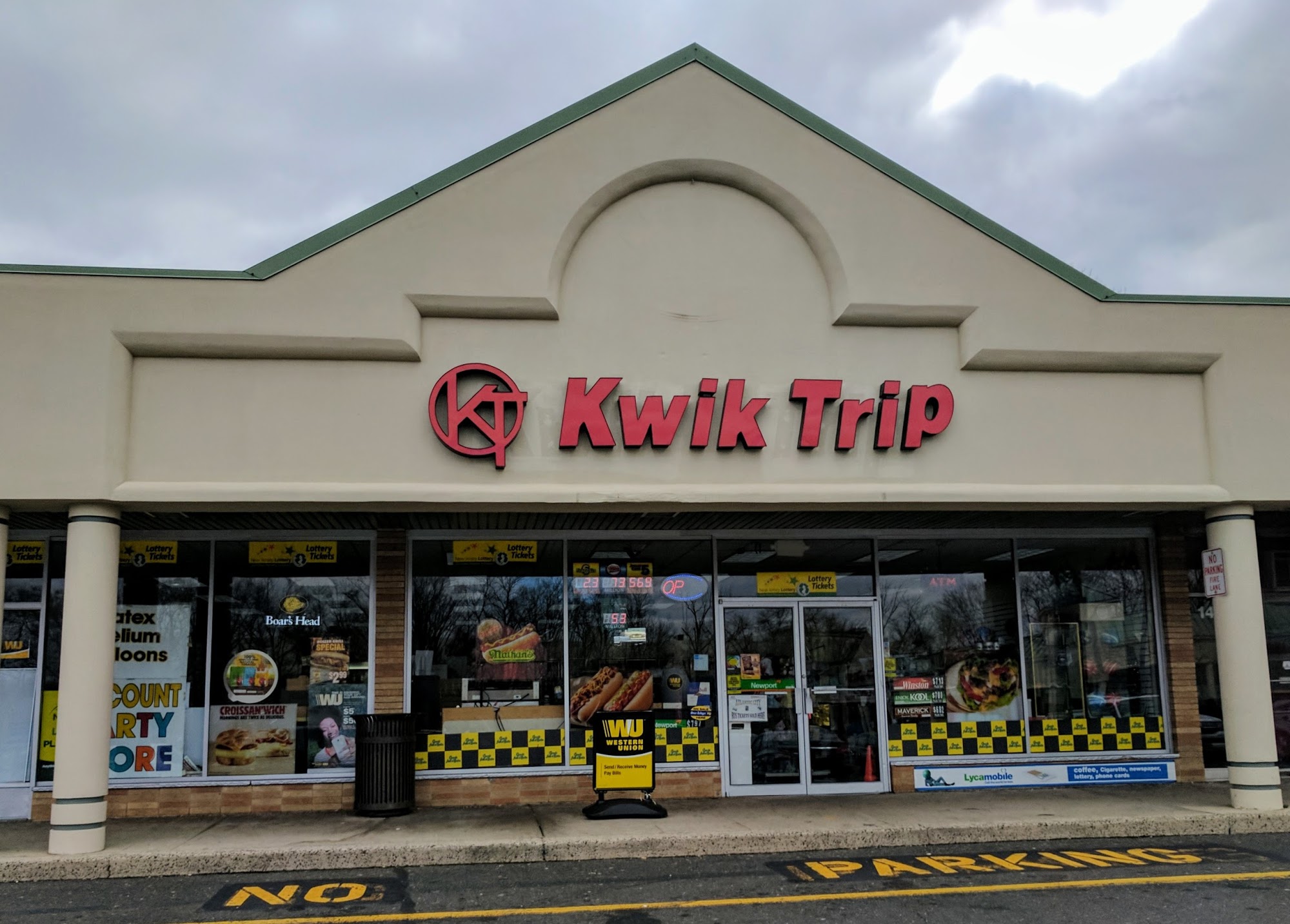 Kwik Trip & KKC and Smoke Shop