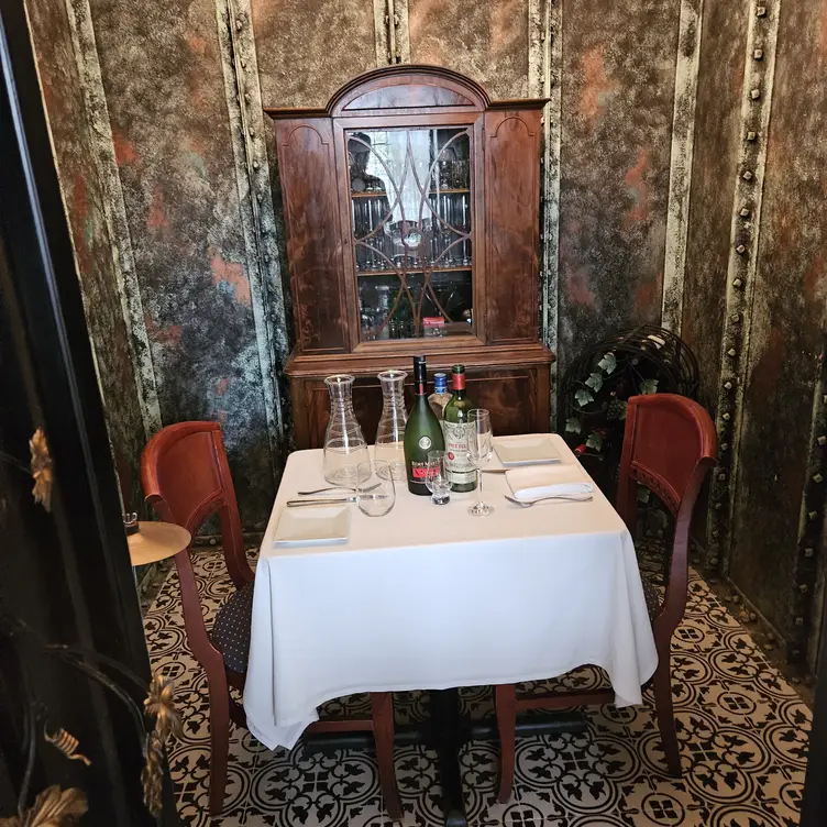 Photo credit: opentable