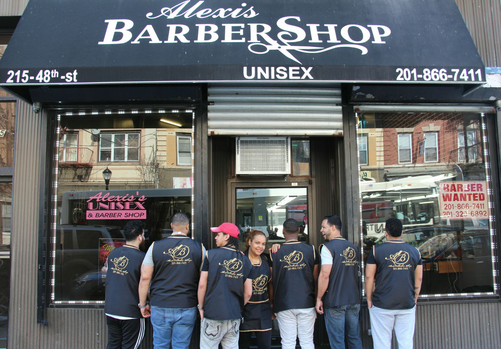 Alexis Unisex & Barber Shop