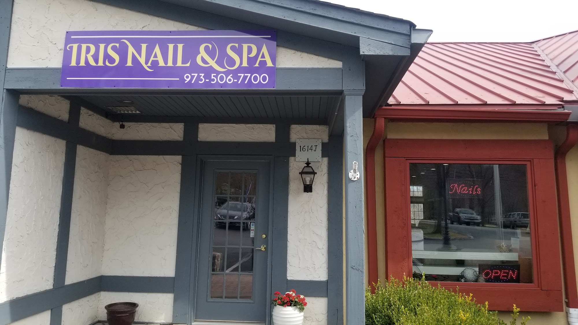 Iris Nail & Spa