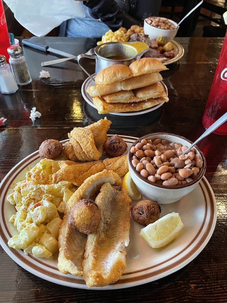 The 15 Best Restaurants In Carlsbad Nm - Dec 2021 Selection By Restaurantji