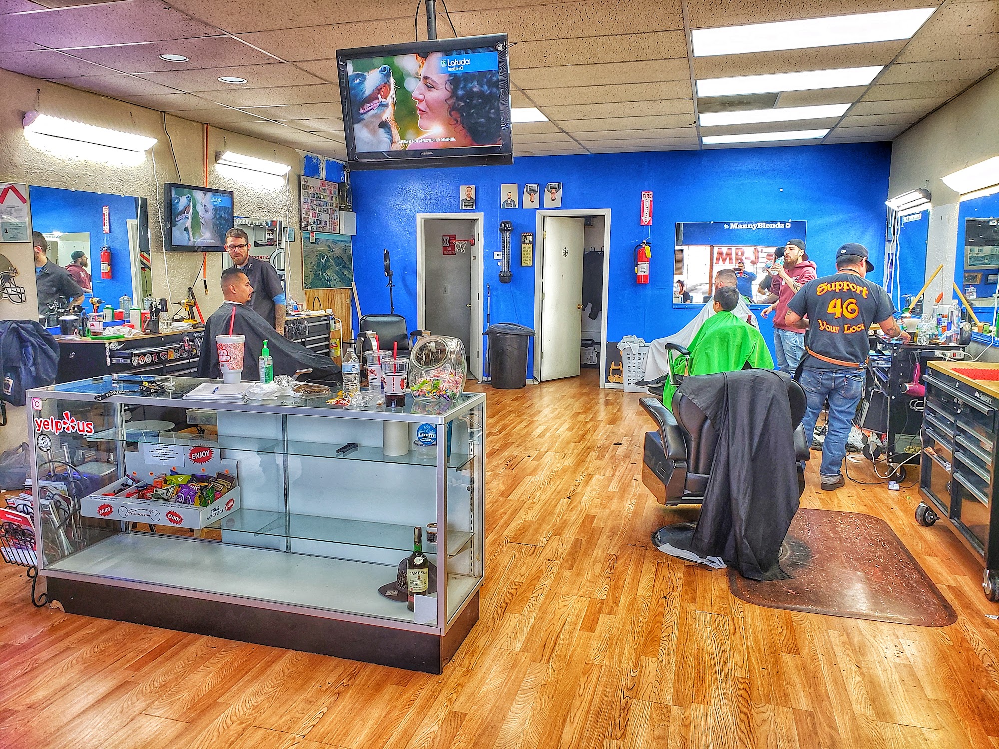 MR J's BarberShop