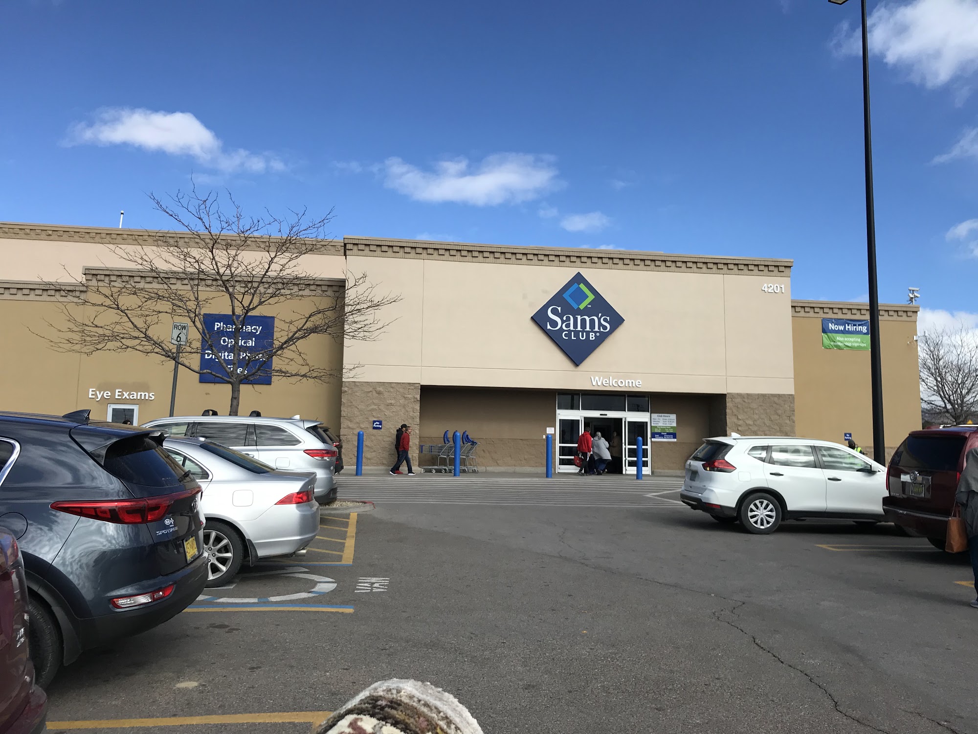 Sam's Club