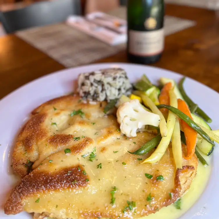 Photo credit: opentable