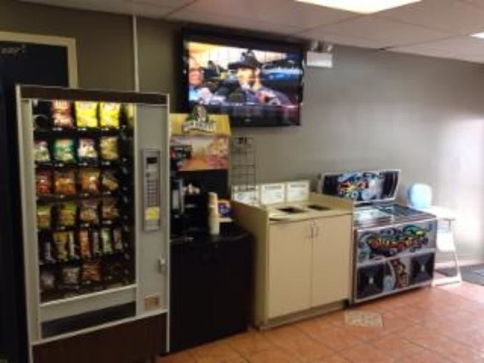 Photo credit: yellowpages.ca