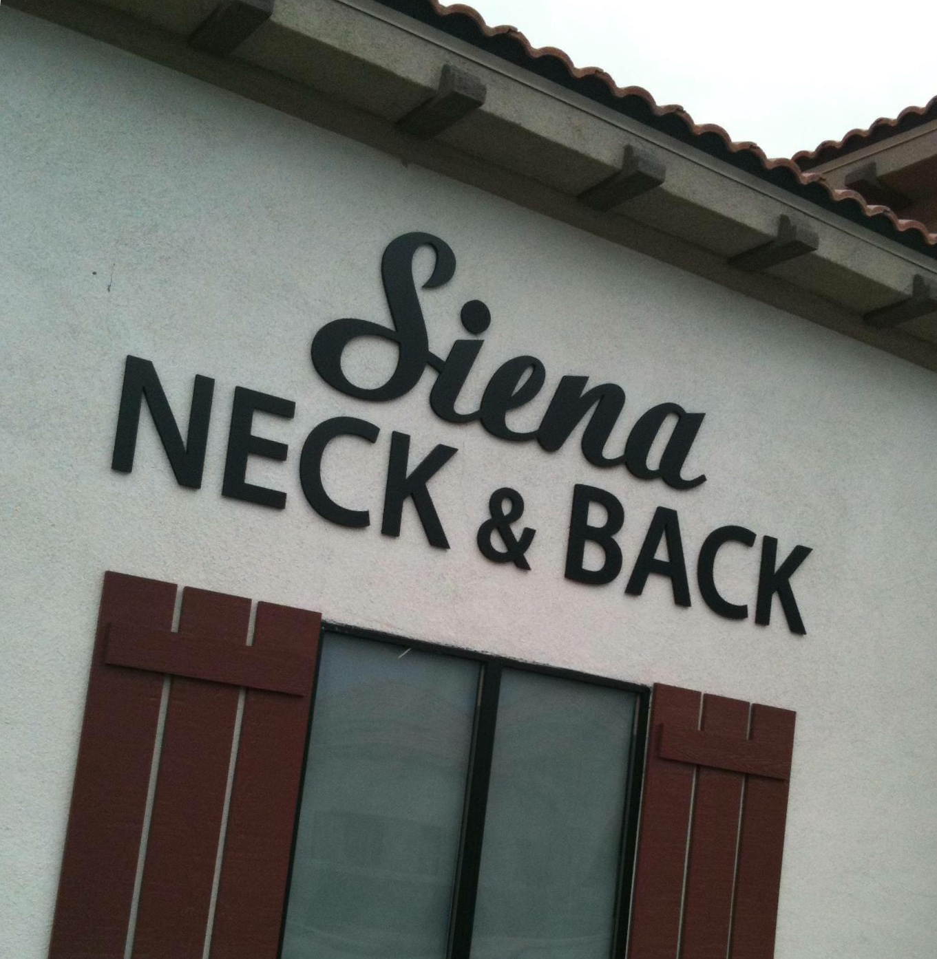 Siena Neck & Back