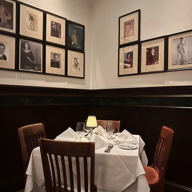 Photo credit: opentable