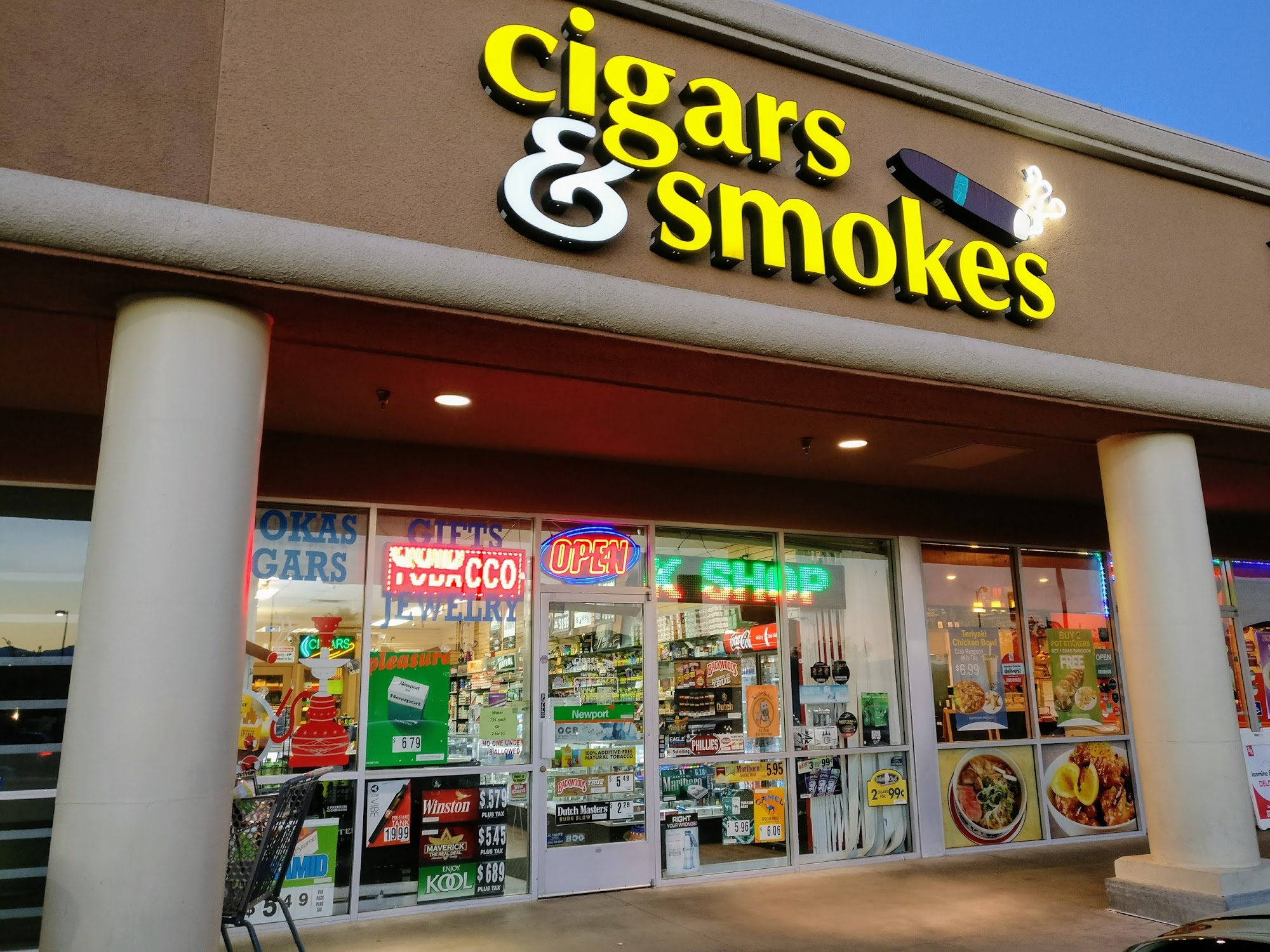 GK Cigars & Smokes