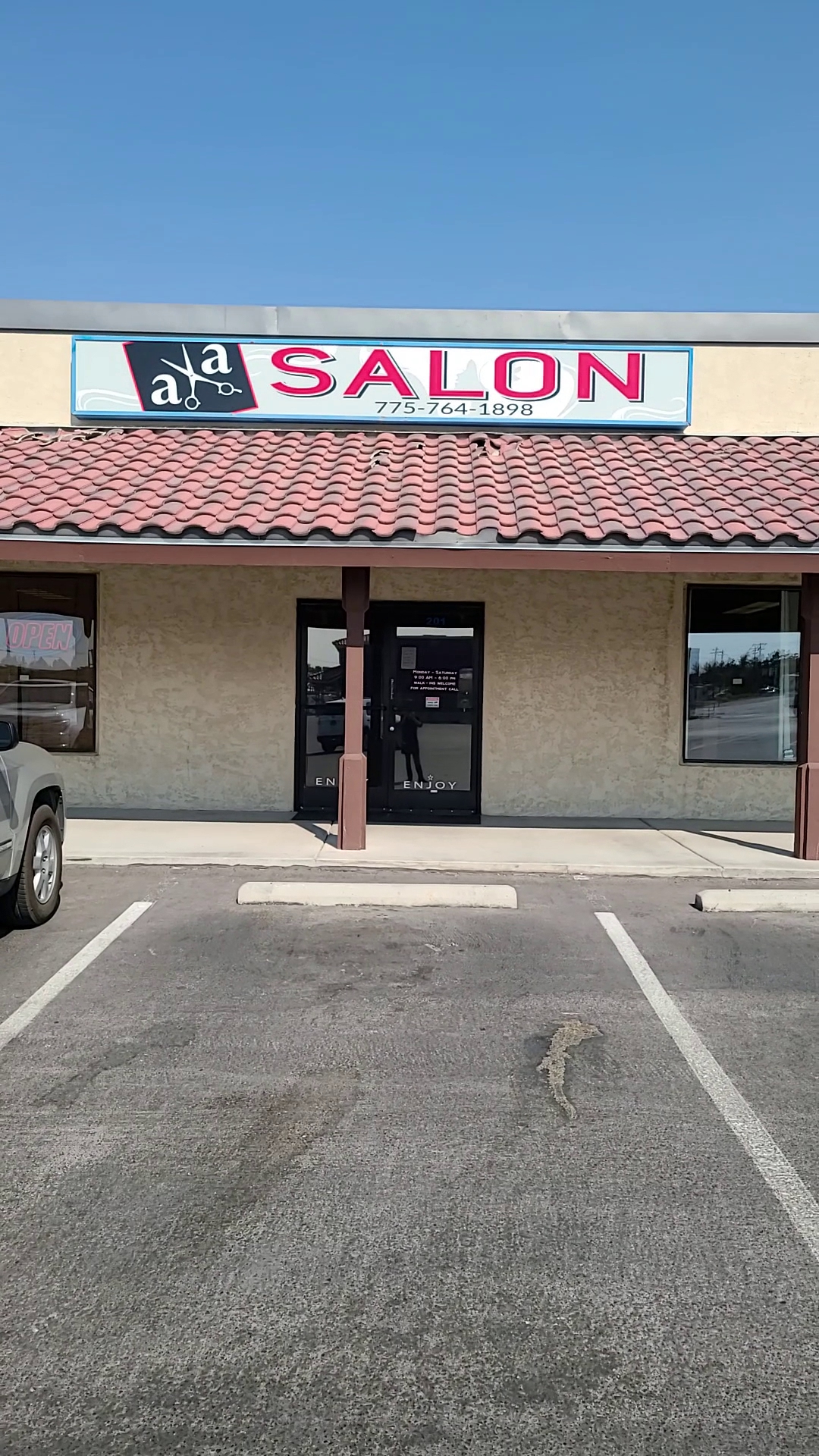 AA'S Salon