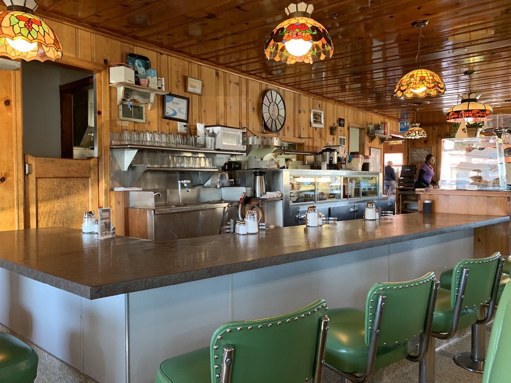 The 15 Best Restaurants In Winnemucca Nv Aug 2021 Selection By Restaurantji Best Restaurants In Winnemucca Nv, Round Table Winnemucca Nv