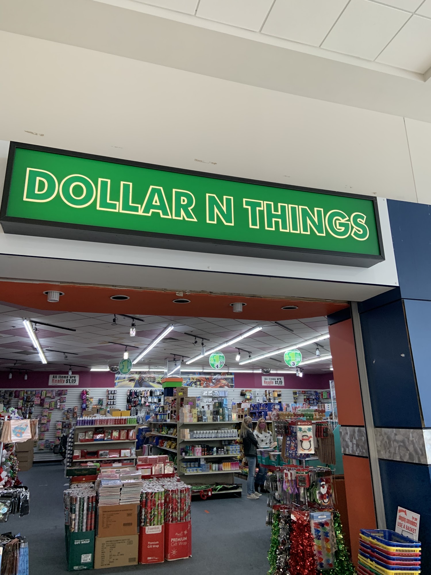 Dollar & Things