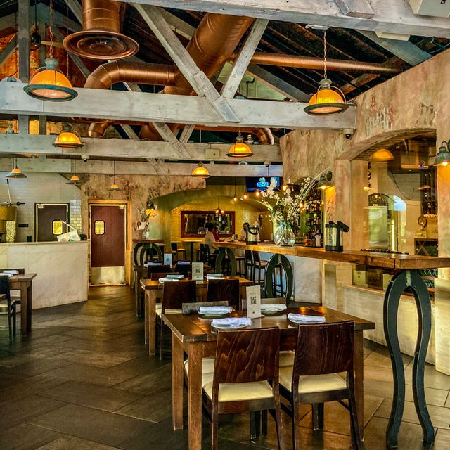 Photo credit: opentable
