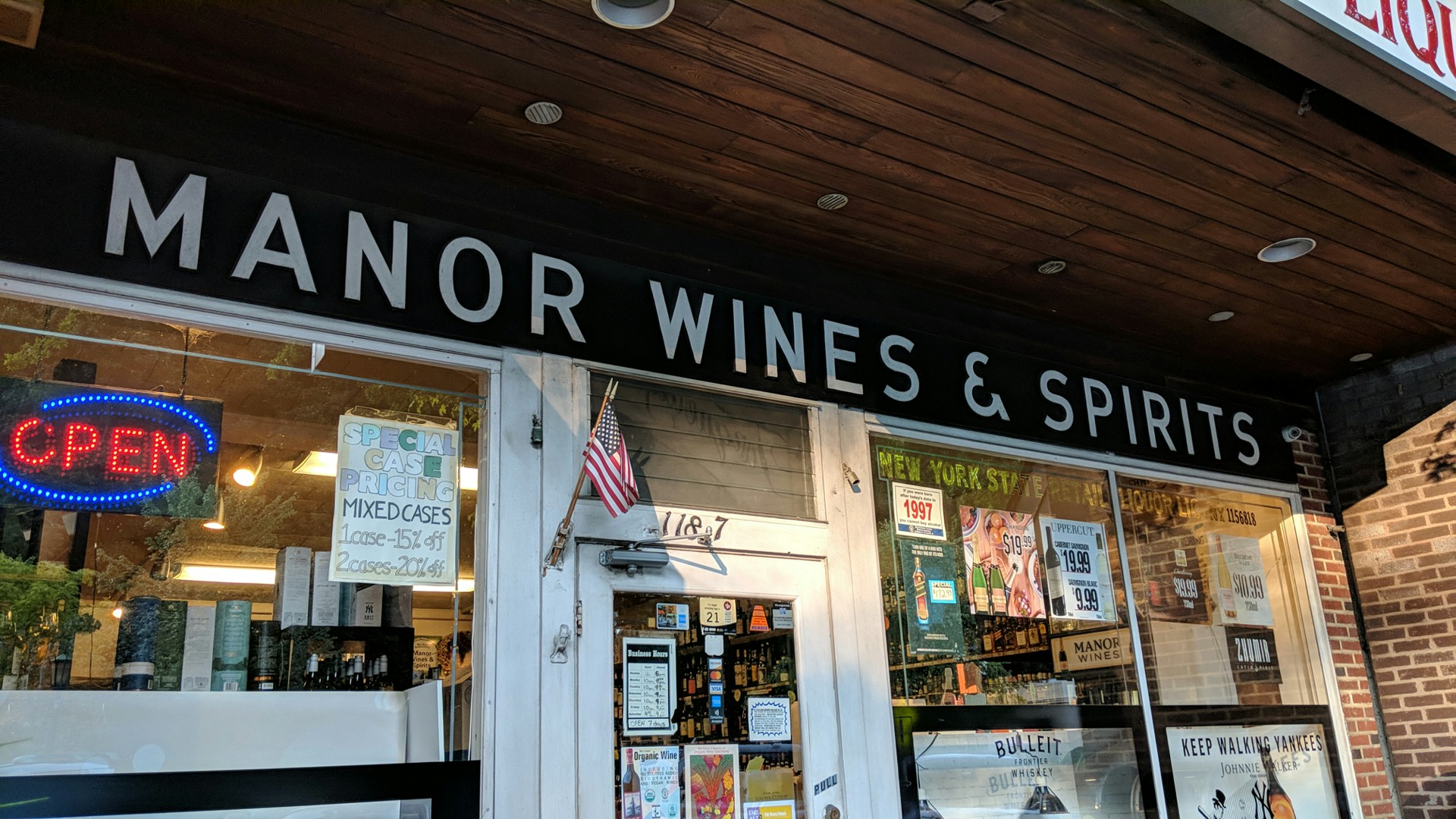 Manor Wines & Spirits