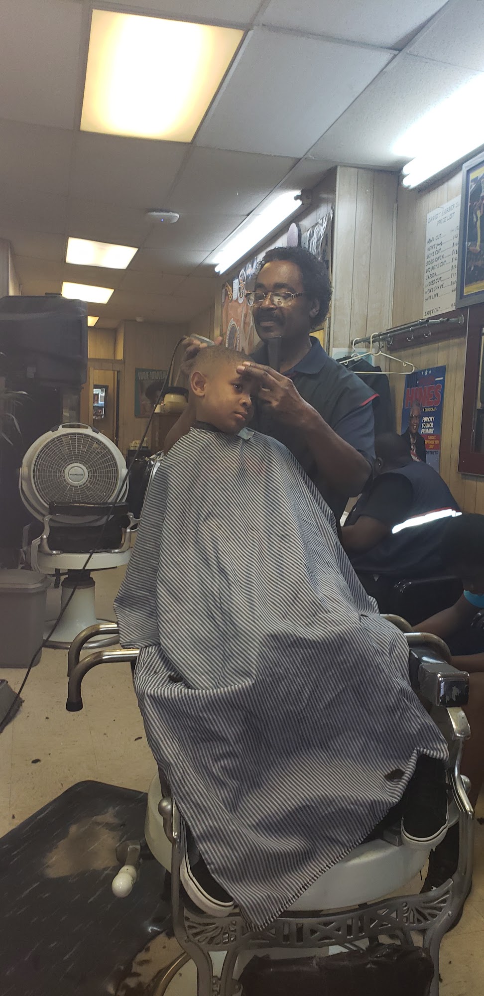 Dave's Barber Shop 1