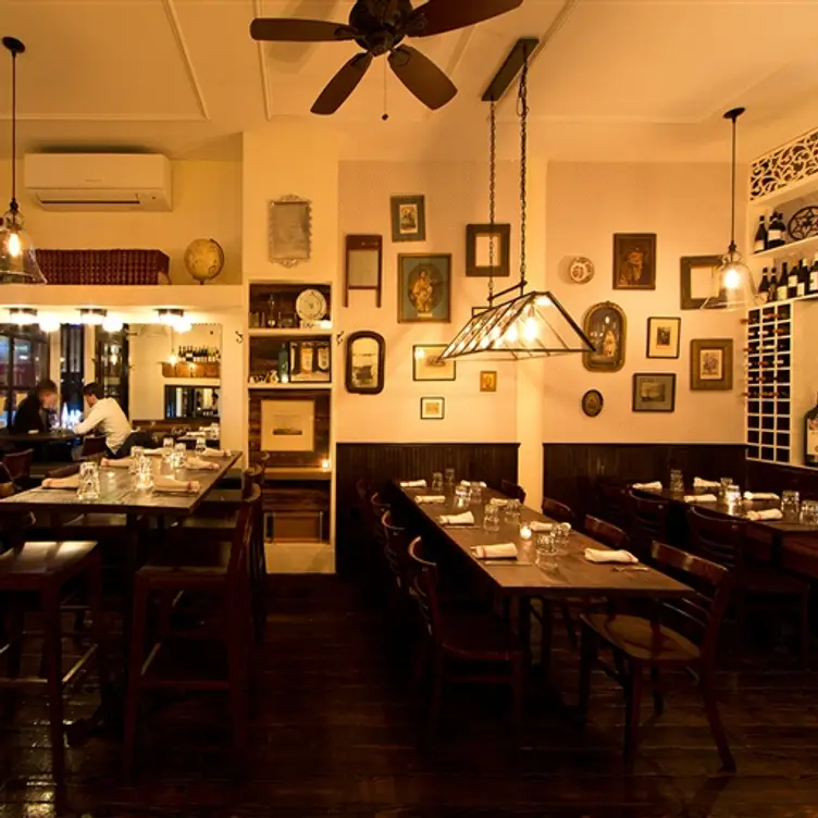 Photo credit: opentable