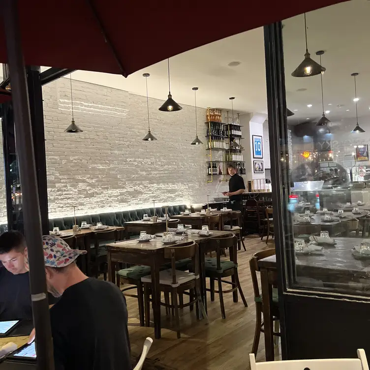 Photo credit: opentable