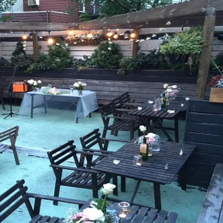 Photo credit: opentable