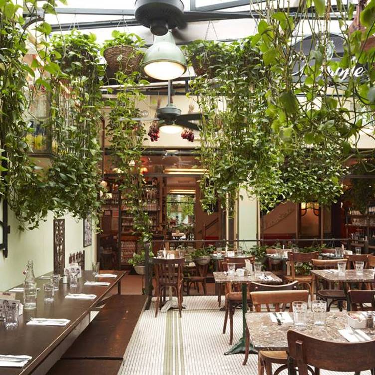 Photo credit: opentable