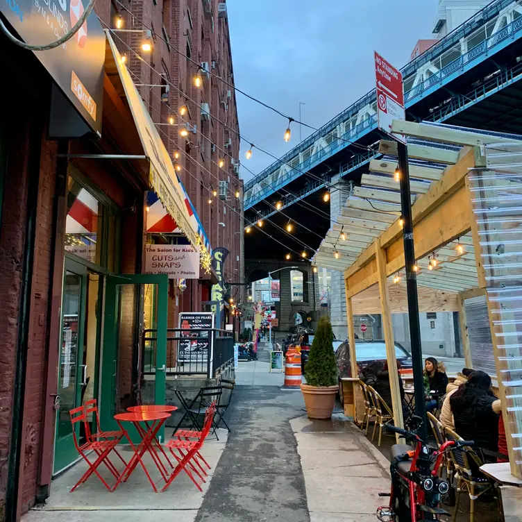 Photo credit: opentable