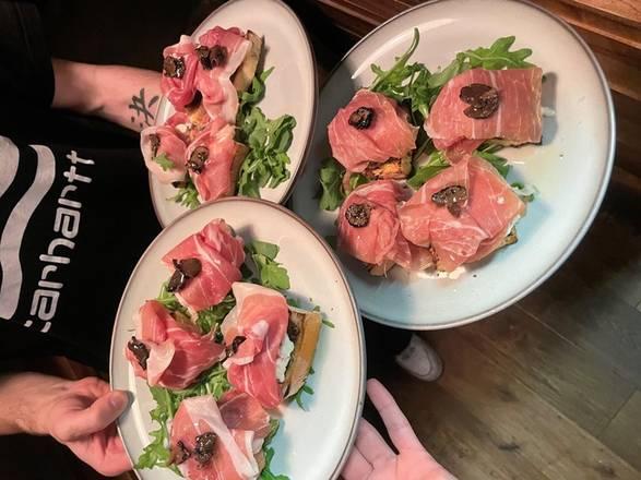 Photo credit: ubereats