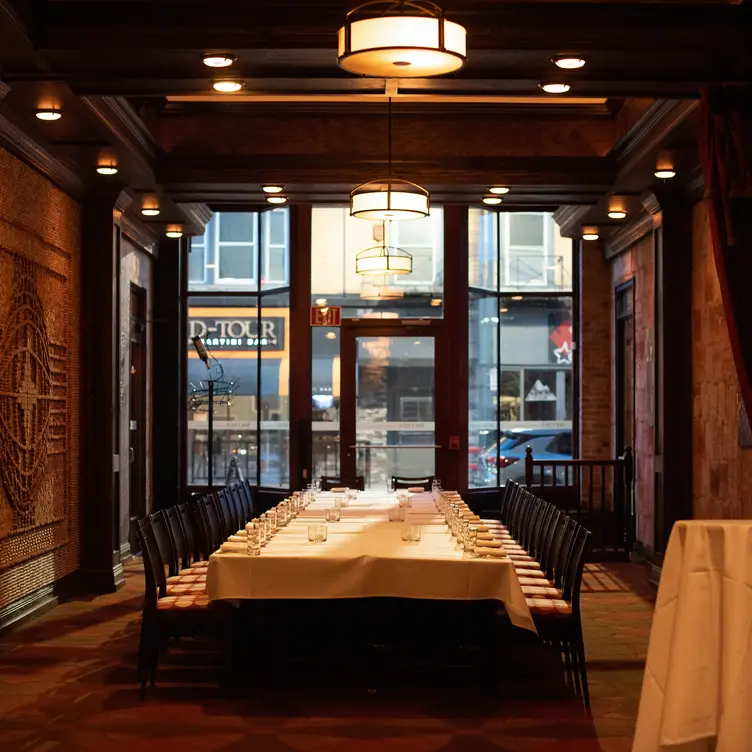 Photo credit: opentable