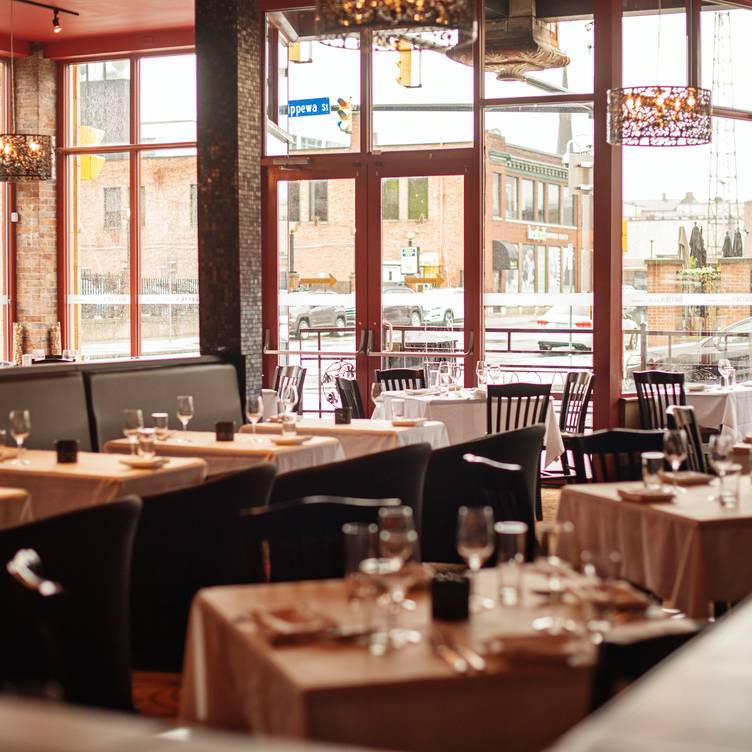 Photo credit: opentable