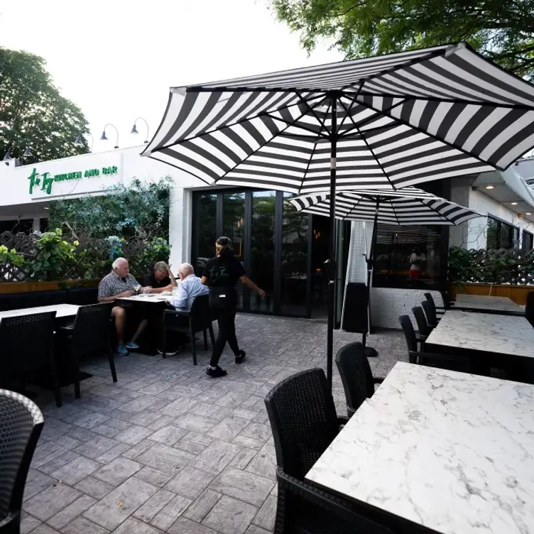 Photo credit: opentable