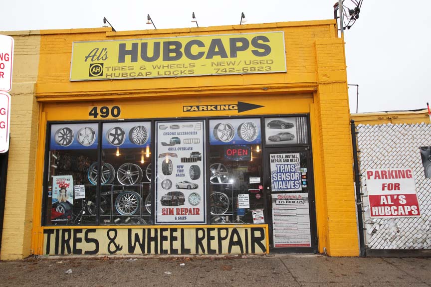 Al's Hubcaps