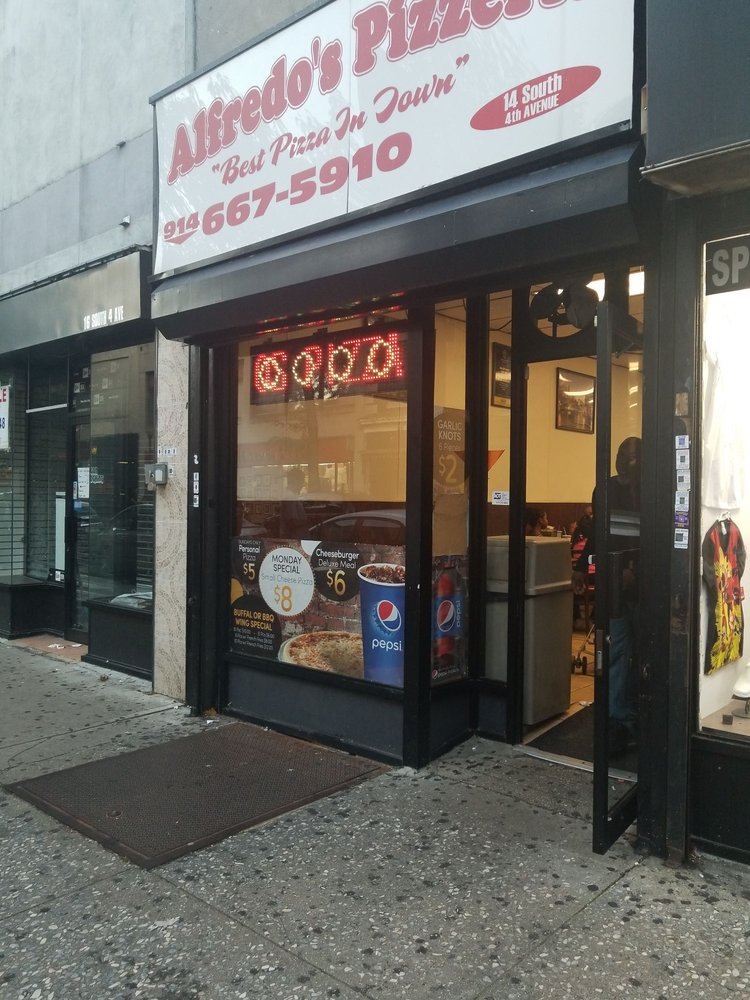 4th Avenue Pizzeria