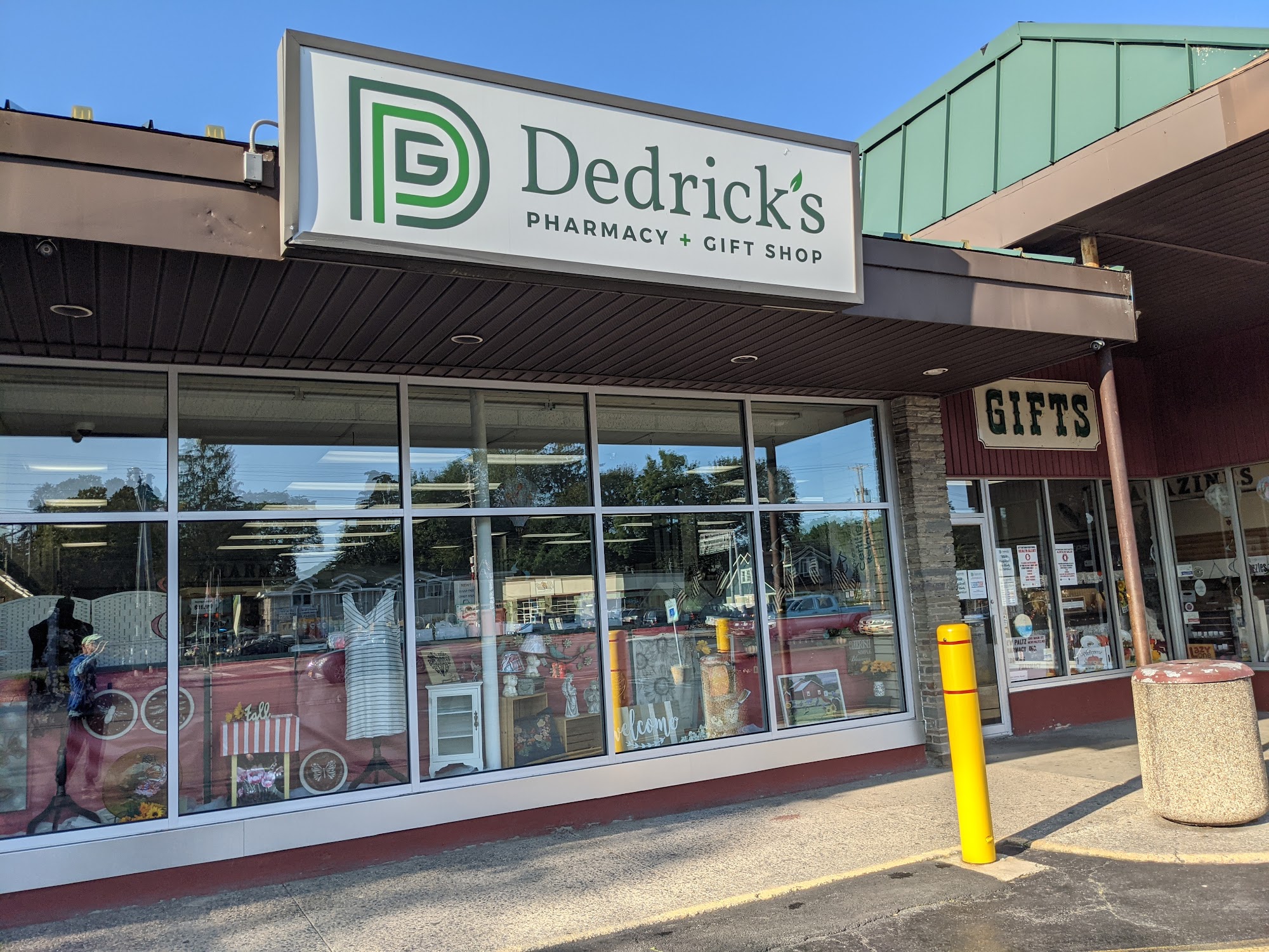 Dedrick's Pharmacy and Gift Shop