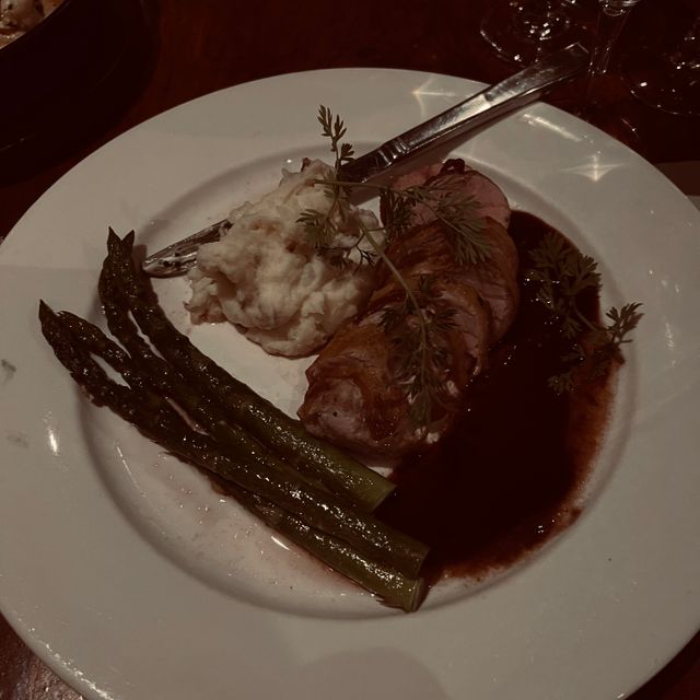 Photo credit: opentable
