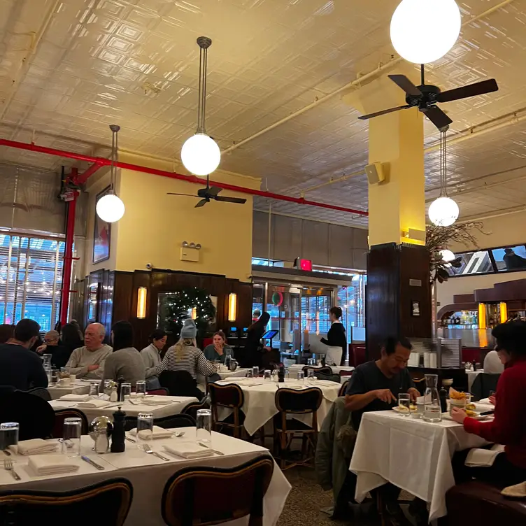 Photo credit: opentable