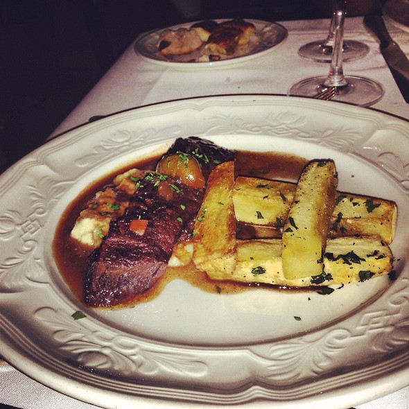Photo credit: opentable