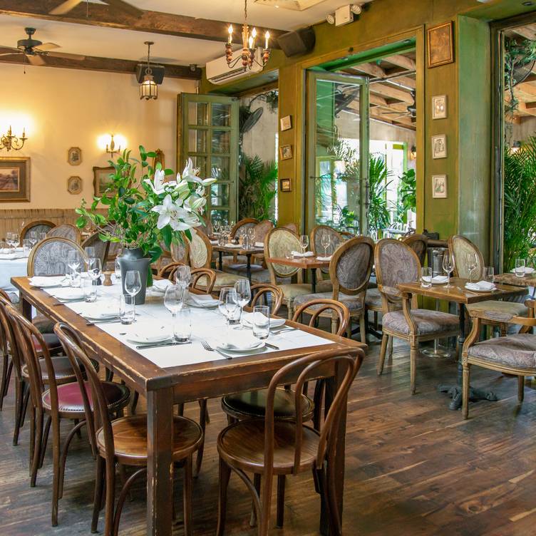 Photo credit: opentable