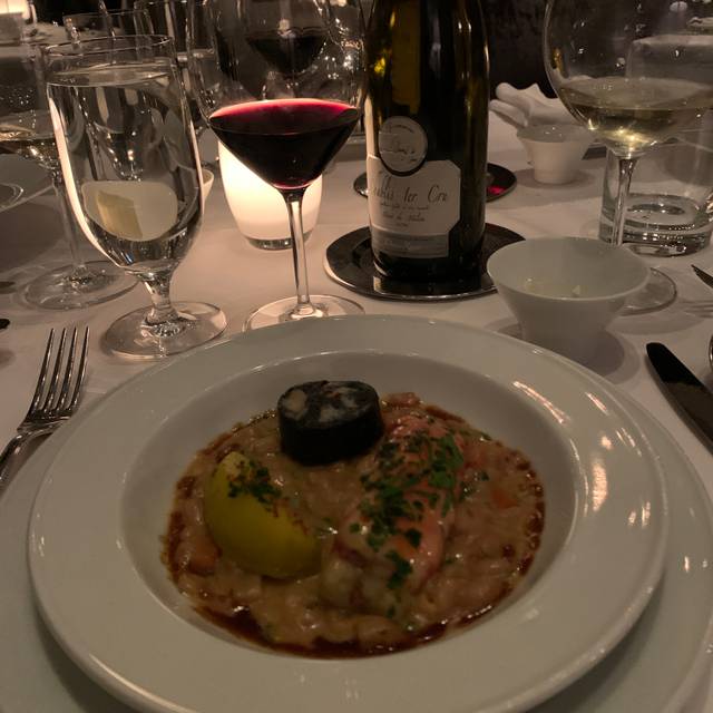 Photo credit: opentable