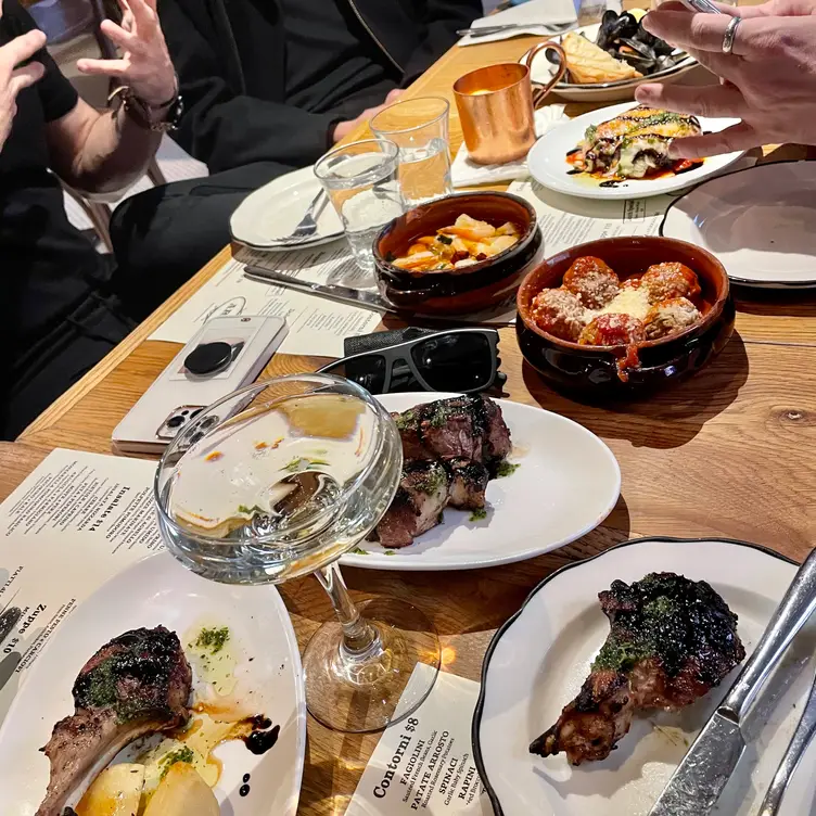 Photo credit: opentable