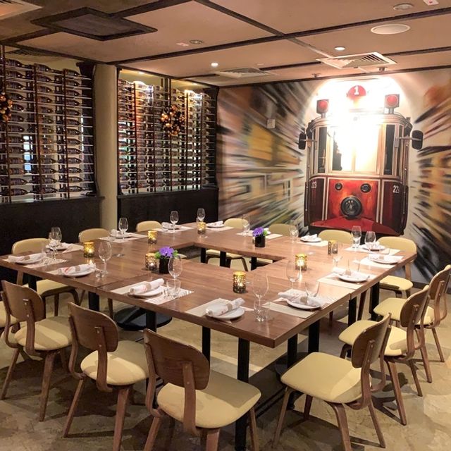 Photo credit: opentable