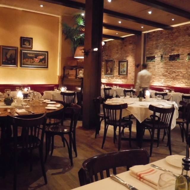 Photo credit: opentable