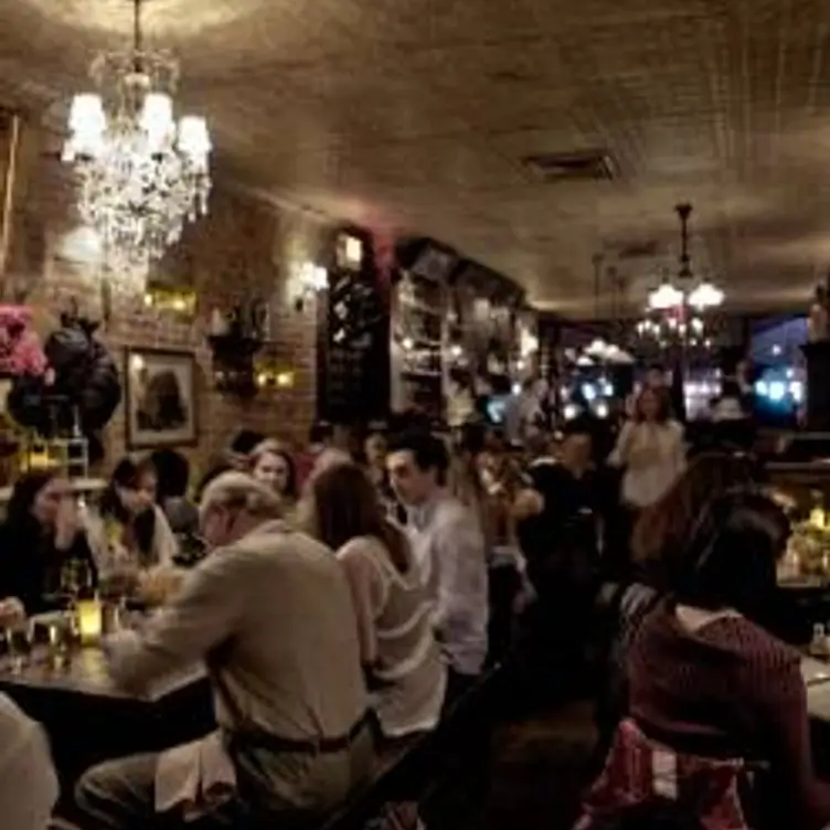 Photo credit: opentable