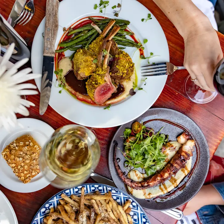 Photo credit: opentable