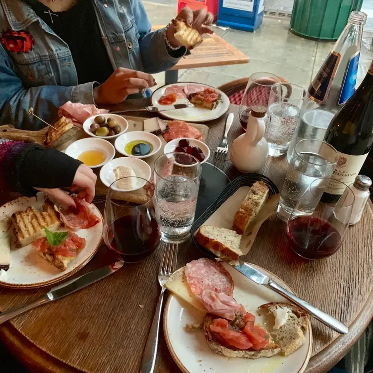 Photo credit: opentable