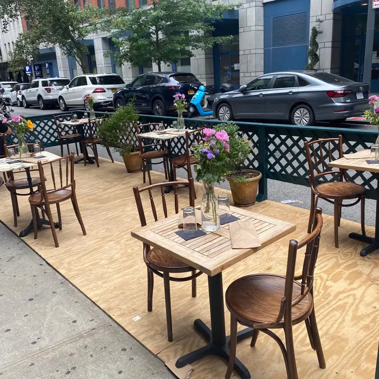 Photo credit: opentable