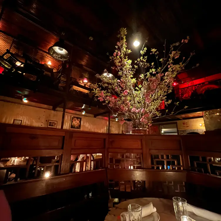 Photo credit: opentable