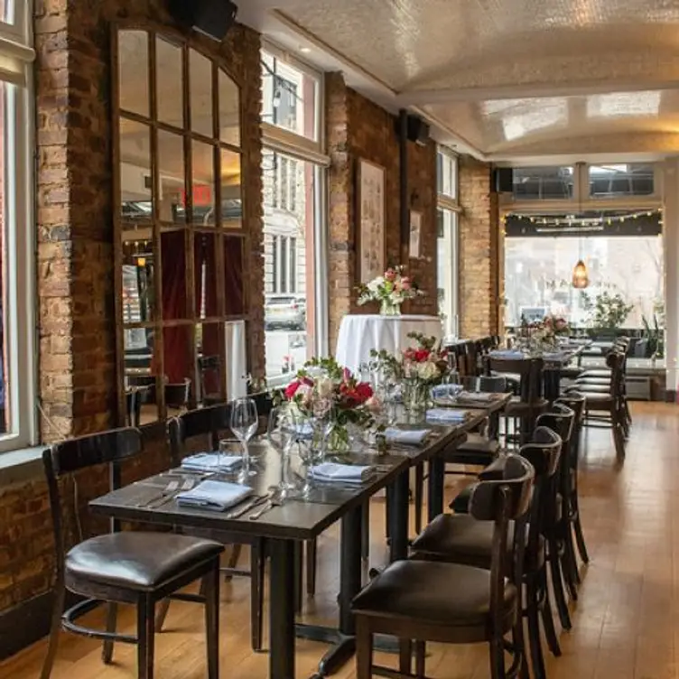 Photo credit: opentable