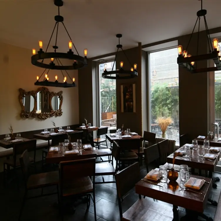 Photo credit: opentable