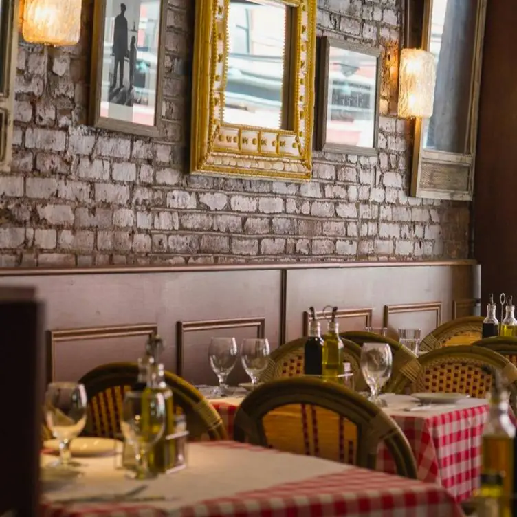 Photo credit: opentable