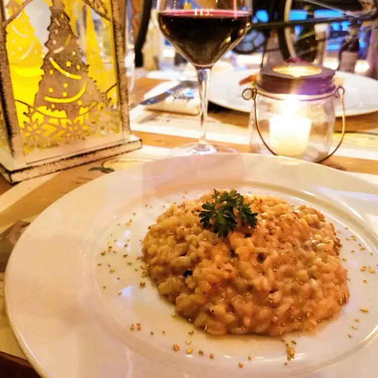 Photo credit: opentable