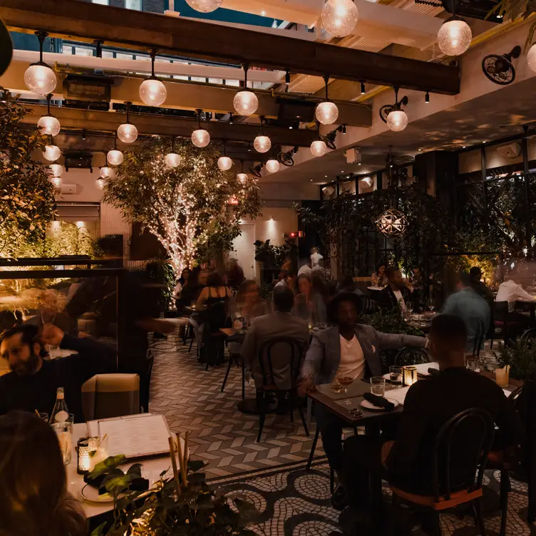 Photo credit: opentable