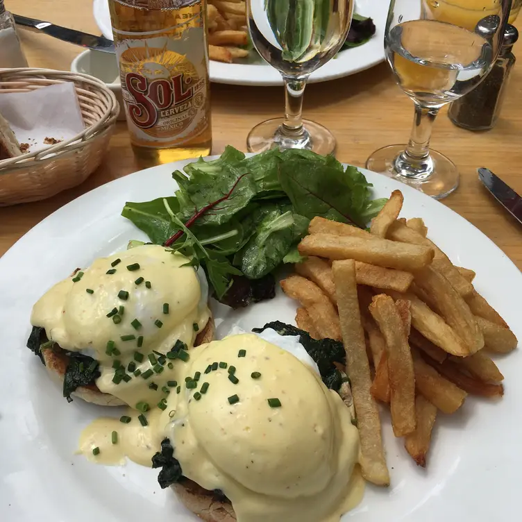 Photo credit: opentable