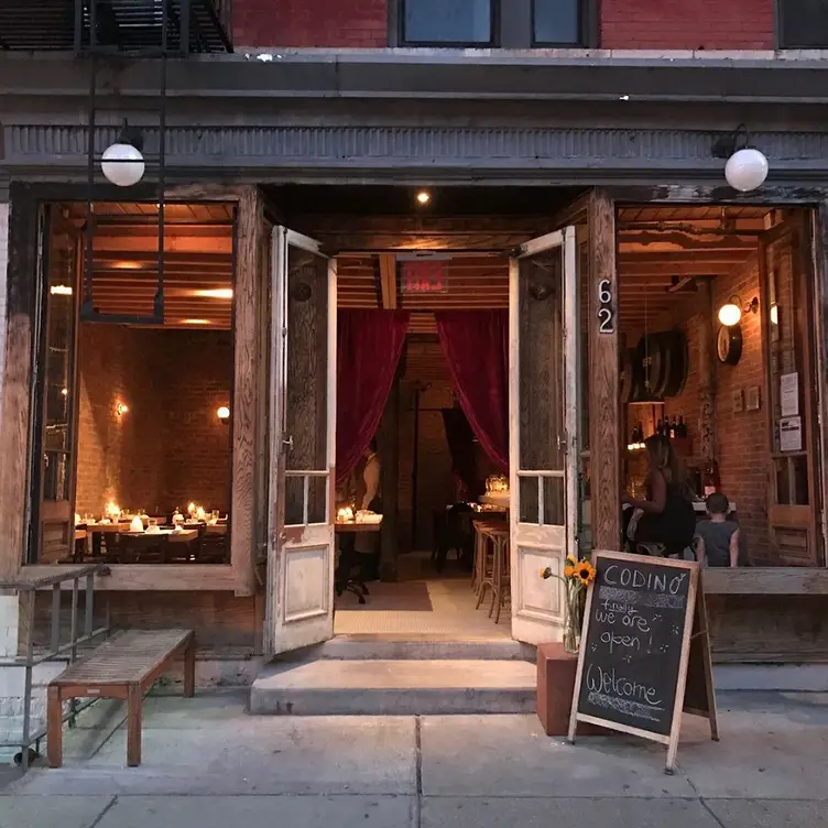 Photo credit: opentable